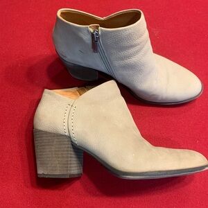 Lucky Brand Cream Heeled Boots
